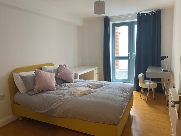 2 chambres, fer et planche à repasser, Wi-Fi gratuit