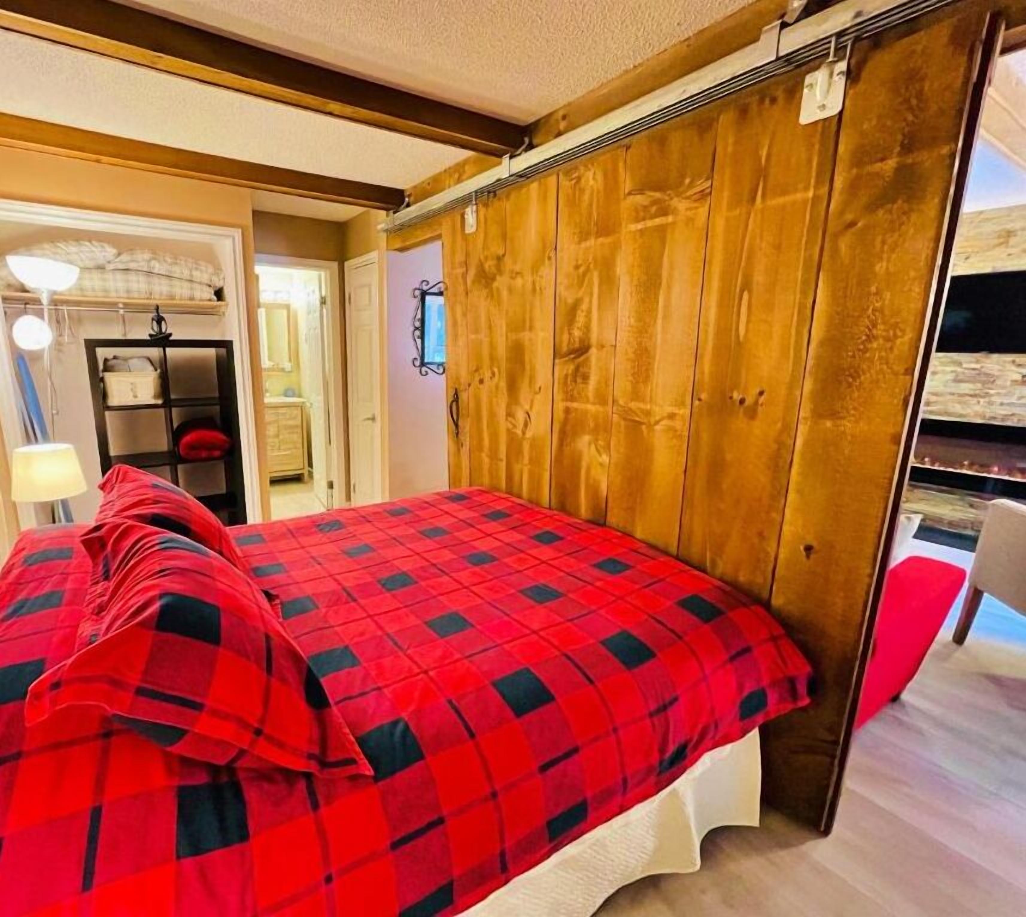 Fer et planche à repasser, Wi-Fi gratuit, draps fournis