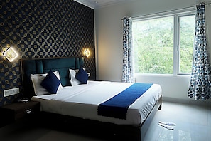 Deluxe Room | Free WiFi, bed sheets