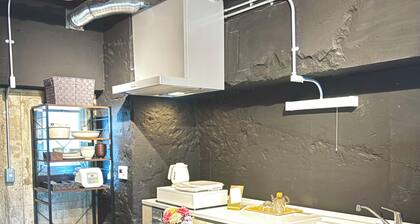 Serviced Apartment SAKURA MEE 203, Sakura Mee, comfortable studio 37 ㎡, 13 min walk from Kumamoto Bus Terminal, free WiFi, car rental available