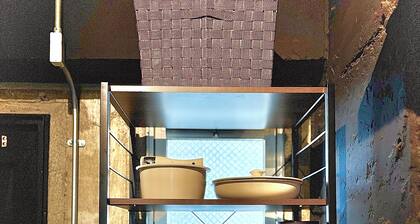 Serviced Apartment SAKURA MEE, Sakura Mee, comfortable studio 37 sq.m., 13 min. walk from Kumamoto Bus Terminal, free WiFi, car rental available