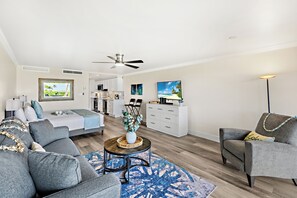 Bügeleisen/Bügelbrett, kostenloses WLAN, Bettwäsche