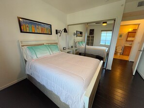 2 bedrooms, desk, iron/ironing board, free WiFi