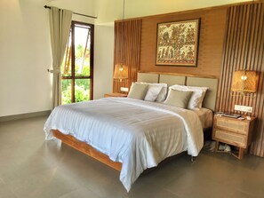 Tabla de planchar con plancha, wifi, ropa de cama