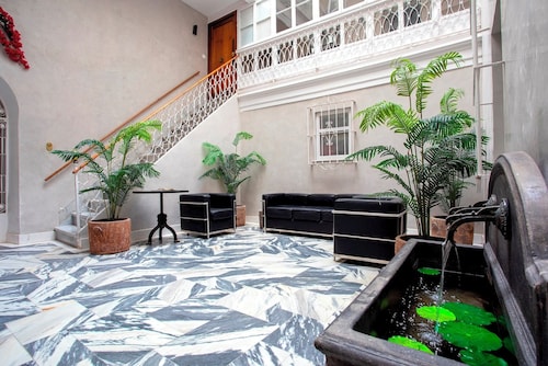 Beautiful Apartment With Balcony in City Center. Plaza España II