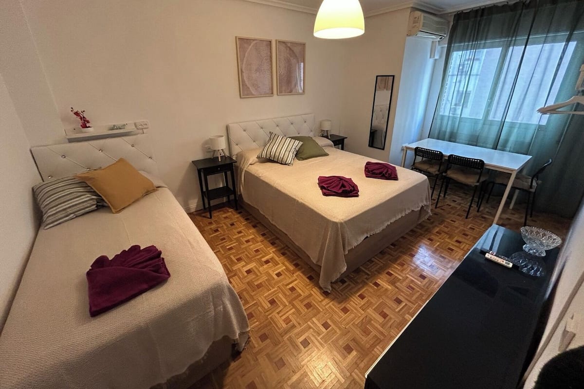 Triple Room, Shared Bathroom | Desk, iron/ironing board, free WiFi