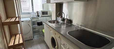 Fridge, microwave, stovetop, toaster