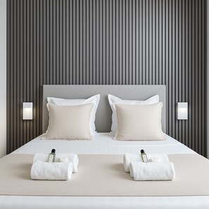 Deluxe-Apartment, Blick auf den Innenhof | Bügeleisen/Bügelbrett, Reisekinderbett, kostenloses WLAN, Bettwäsche