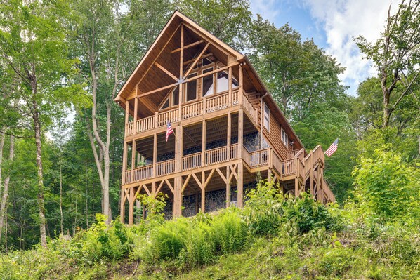 House (3 Bedrooms) | Front of property