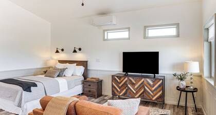 Mountain Escape Nestled in Quaint, Historic Mancos