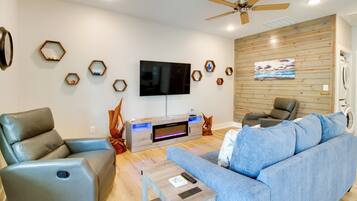 House (1 Bedroom) | Front of property