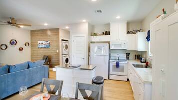 House (1 Bedroom) | Interior