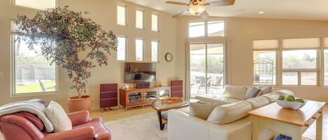 House (5 Bedrooms) | Front of property