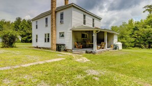 House (4 Bedrooms) | Interior - Pet-friendly Smithmill Retreat w/ Yard! (Houtzdale)
