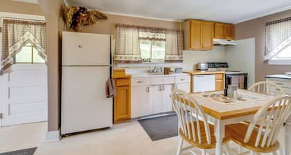 Pet-friendly Smithmill Retreat w/ Hunting On-site!
