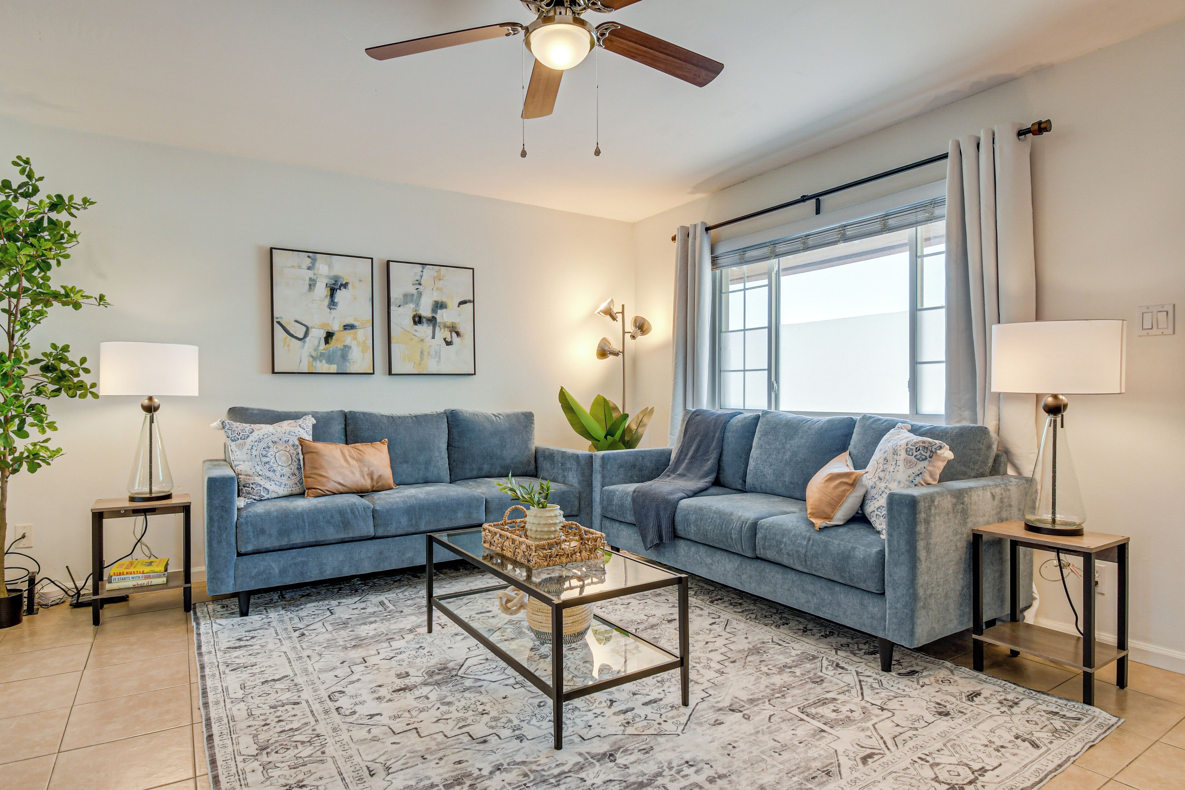 House (3 Bedrooms) | Interior