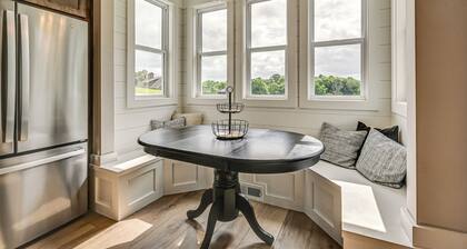 14 Mi to Mammoth Cave NP: Spacious Family Home