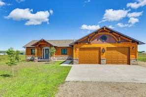 House (2 Bedrooms) | Front of property