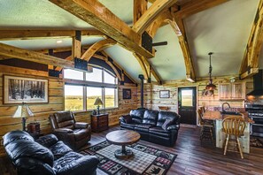 House (2 Bedrooms) | Interior - 10 Mi to Cooney State Park: Mtn-view Montana Haven (Roberts)