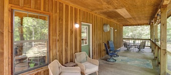 Trails & Creek On-site: Ozarks Retreat on 23 Acres