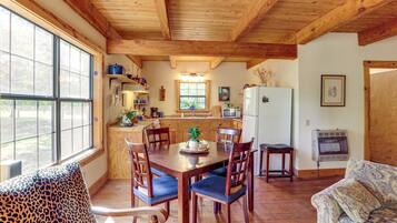 Casa (2 Bedrooms) | Interior