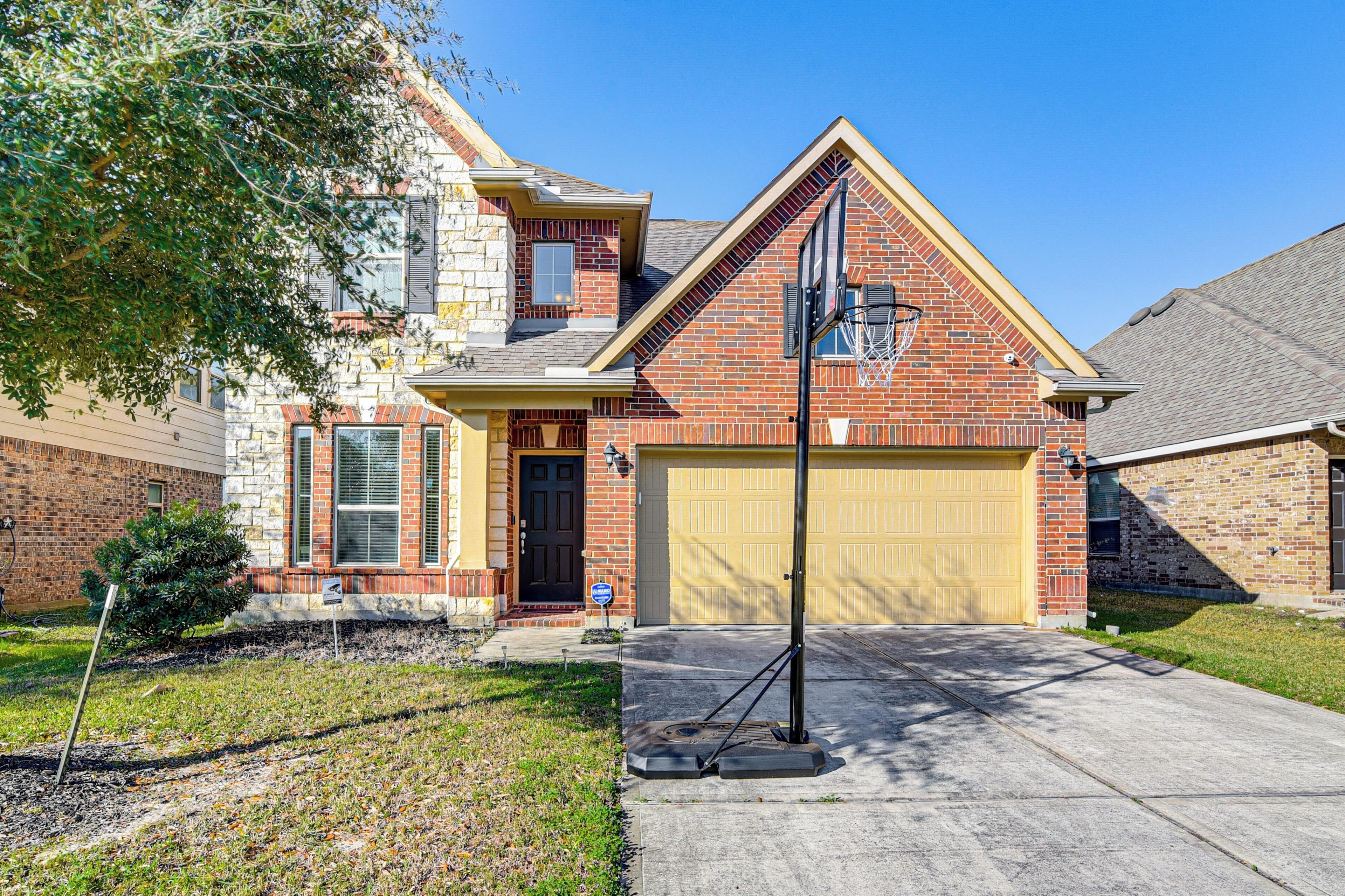 House (4 Bedrooms) | Interior