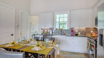 Chaumière (2 Bedrooms) | Intérieur