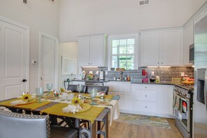 Cottage (2 Bedrooms) | Interior - Walk to Marina: Lake Greenwood Retreat w/ Hot Tub (Greenwood)