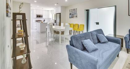 5 Mi to Beach: Group Getaway w/ Yard in Miami