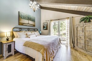 Cottage (2 Bedrooms) | Interior