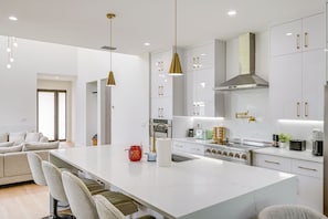 บ้านพัก (4 Bedrooms) | ภายใน