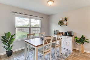House (3 Bedrooms) | Interior - Home 12 Mi to Gulf Shores Beach & Boardwalk! (Foley)