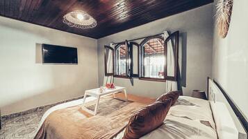 1 chambre, bureau, fer et planche à repasser, Wi-Fi gratuit