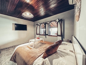 1 chambre, bureau, fer et planche à repasser, Wi-Fi gratuit