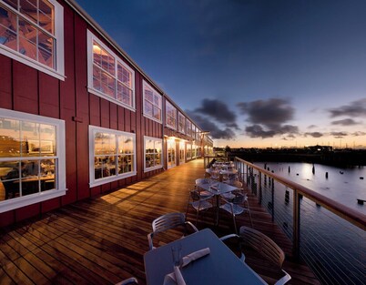 Astoria 4BR Nr Riverwalk Fishing Coastal Views
