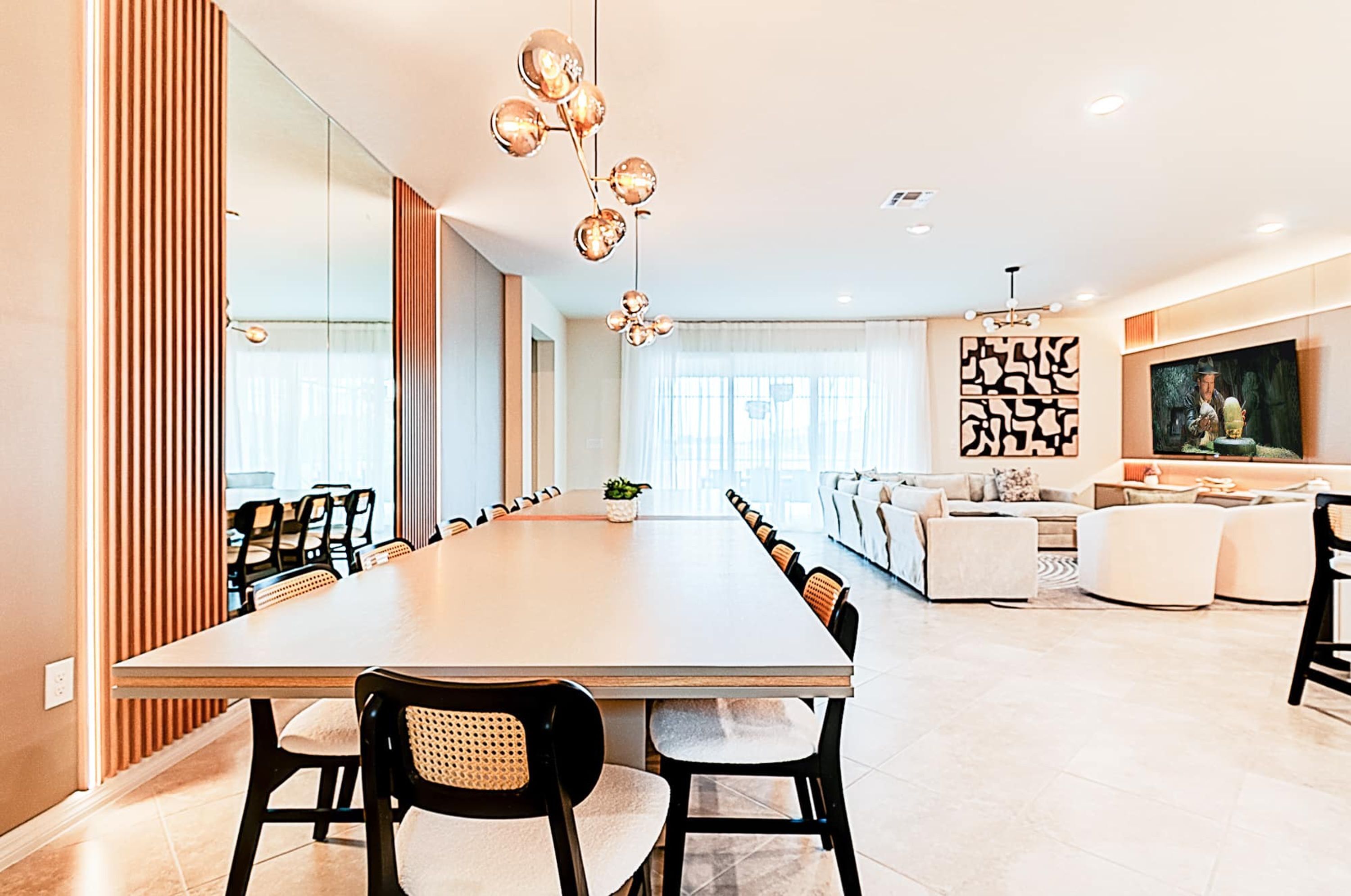 House | 8 bedrooms, high-speed internet