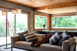 5 habitaciones y acceso a internet 