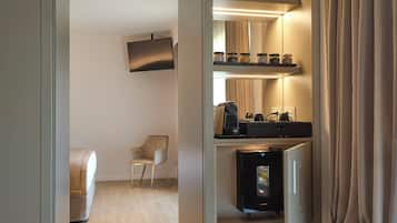 Suite, vue ville | Coin séjour