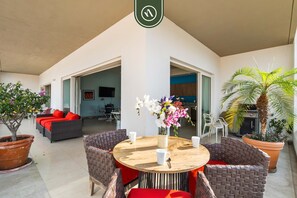 Apartment, Accessible - Amazing 2 BR Condo in Romantic Zone - Rooftop Pool (Puerto Vallarta)
