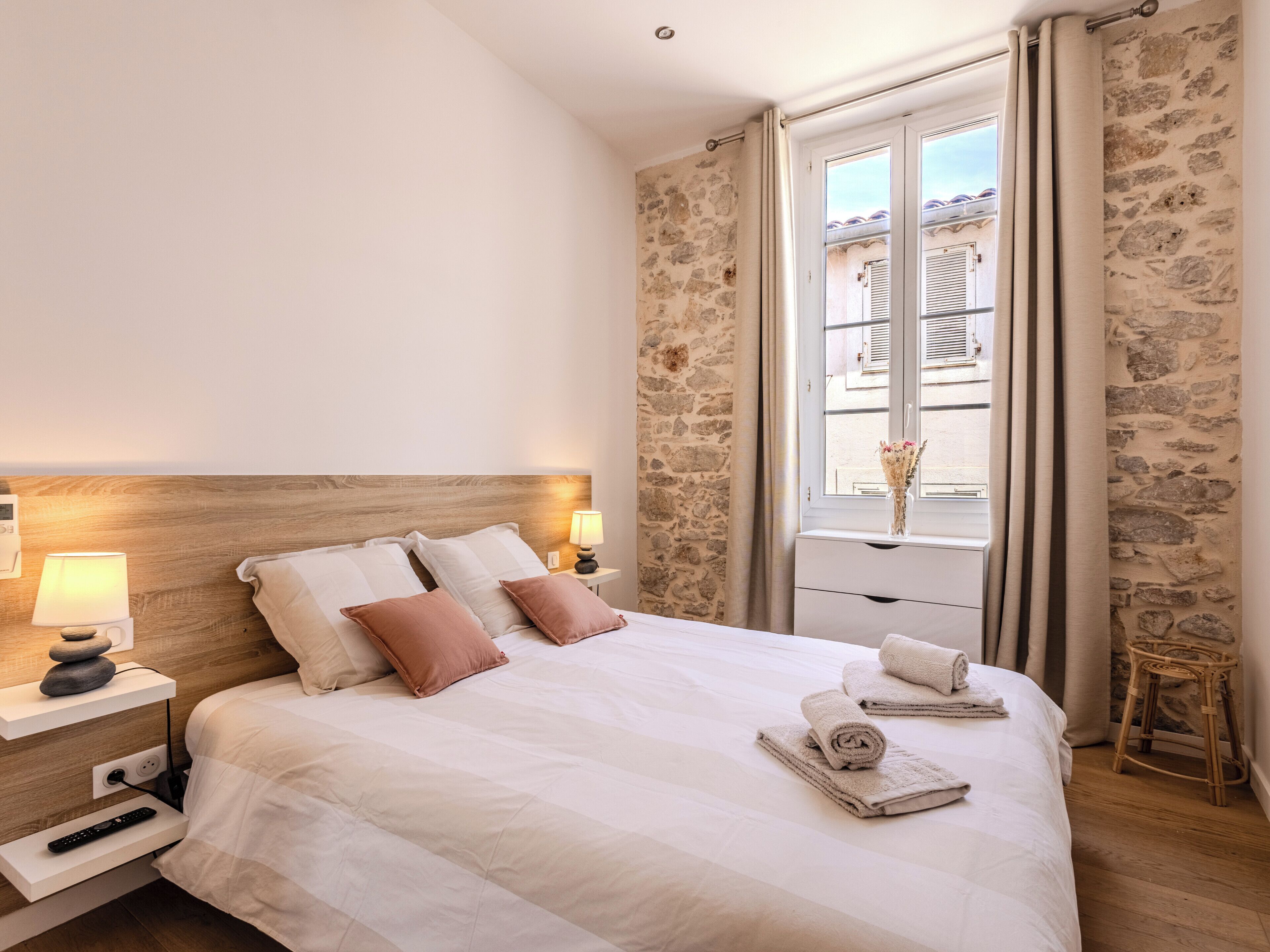 1 soverom, strykejern/-brett, wi-fi og sengetøy