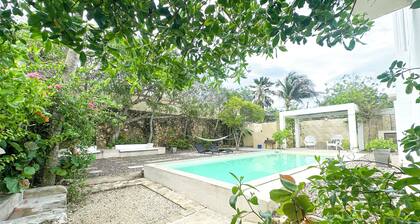 Apartment for 4 Guests in Sabanilla a Few Steps from the Sea