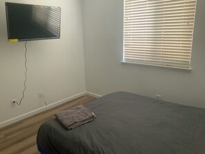 2 quartos, Wi-Fi de cortesia, roupa de cama