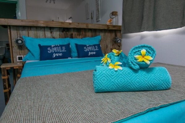 Bügeleisen/Bügelbrett, WLAN, Bettwäsche