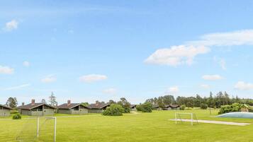 Apartment | Sports court