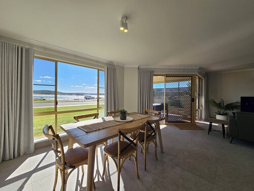 Pelican Shore Villa 1- Kalbarri WA