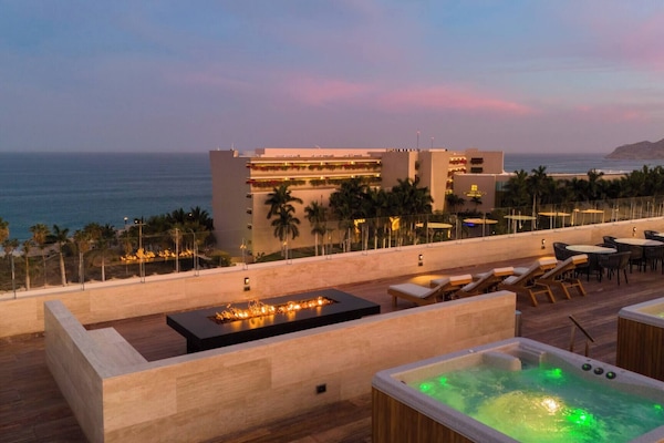 Appartamento, 3 camere da letto, vista piscina | Piscina | Piscina all'aperto