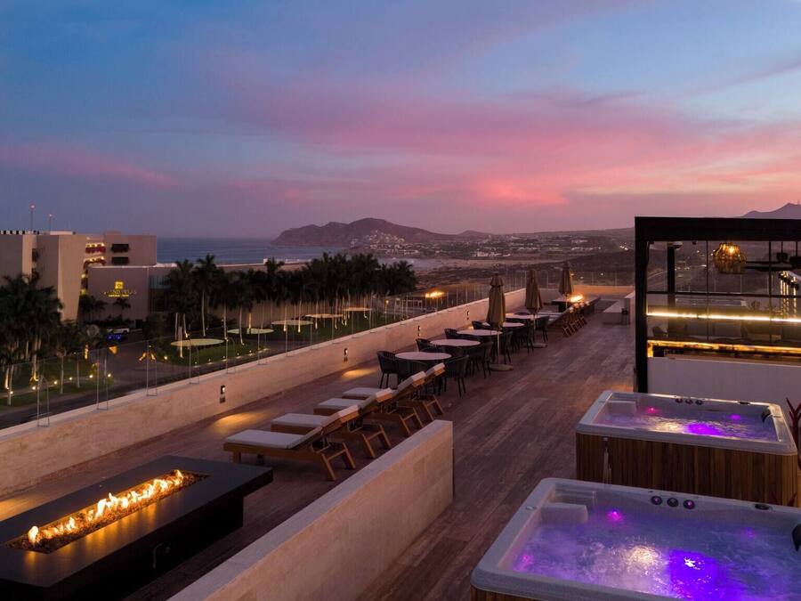Apartment, 2 Bedrooms, Garden View | Outdoor dining