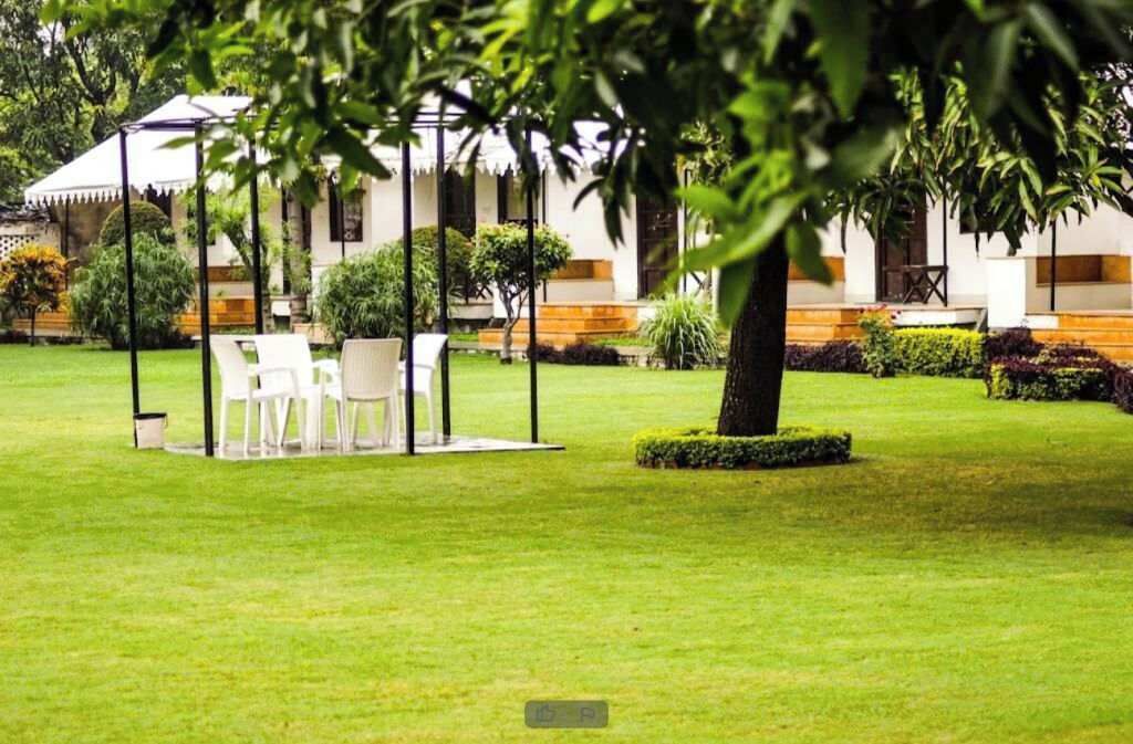 Pariskuntien ruokailu