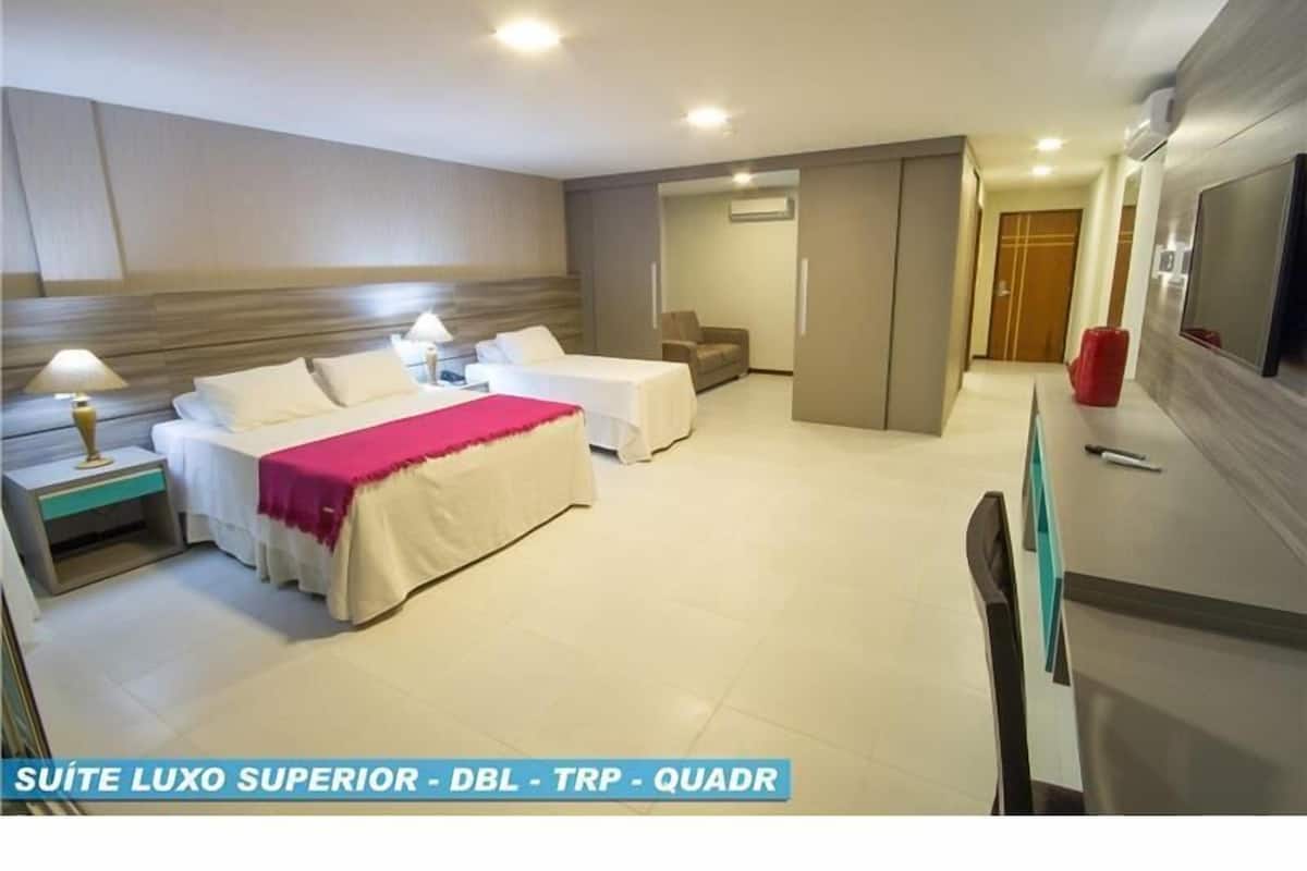 Superior Room, Balcony | Hypo-allergenic bedding, free WiFi, bed sheets