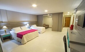 Suite Superior | Allergitestade sängkläder, gratis wi-fi och sängkläder
